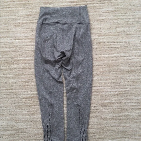Lululemon True Self Crop II Legging Heathered Slate Size 4 - Picture 16 of 16